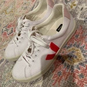 Veja Canvas Sneaker Women’s Size 7